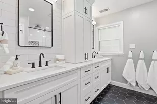 2638 Oakton Glen Dr, Vienna, VA 22181 - Photo 41