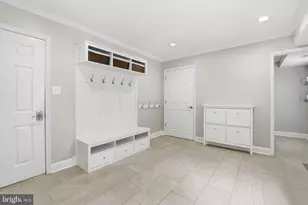 2638 Oakton Glen Dr, Vienna, VA 22181 - Photo 15