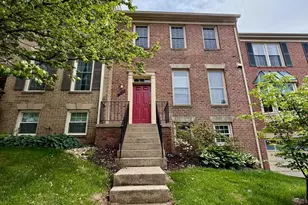 4105 Meadow Field Ct, Fairfax, VA 22033 - Photo 3