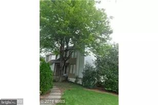12500 Flatwood Cir, Fairfax, VA 22033 - Photo 3