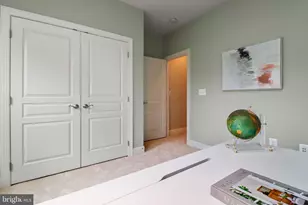 102 Pearl St, Herndon, VA 20170 - Photo 43