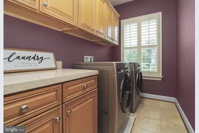 102 Pearl Street, Herndon, VA 20170 - Photo 49