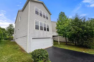 102 Pearl St, Herndon, VA 20170 - Photo 63