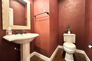102 Pearl St, Herndon, VA 20170 - Photo 29