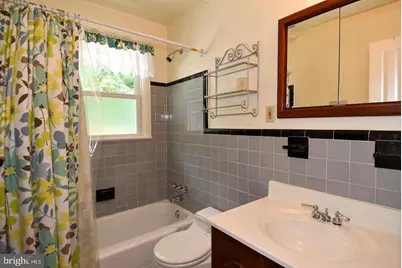 606 Kingsley Road SW, Vienna, VA 22180 - Photo 31