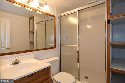 606 Kingsley Road SW, Vienna, VA 22180 - Photo 33