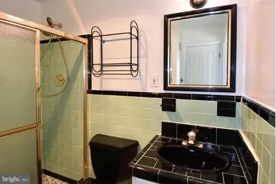 606 Kingsley Road SW, Vienna, VA 22180 - Photo 35