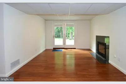606 Kingsley Road SW, Vienna, VA 22180 - Photo 17
