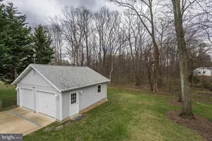 606 Kingsley Rd SW, Vienna, VA 22180 - Photo 41
