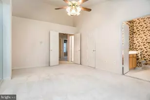 8359 Regal Oak Ct, Springfield, VA 22152 - Photo 17