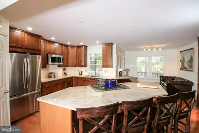 1392 Park Garden Lane, Reston, VA 20194 - Photo 9