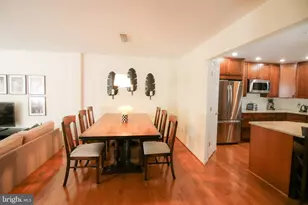 1392 Park Garden Ln, Reston, VA 20194 - Photo 7