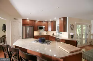1392 Park Garden Ln, Reston, VA 20194 - Photo 13