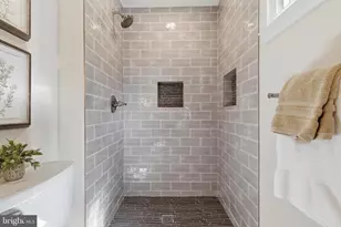 5211 Stonington Dr, Fairfax, VA 22032 - Photo 21