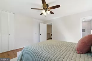 5211 Stonington Dr, Fairfax, VA 22032 - Photo 19