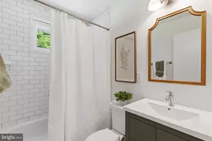 5211 Stonington Dr, Fairfax, VA 22032 - Photo 25