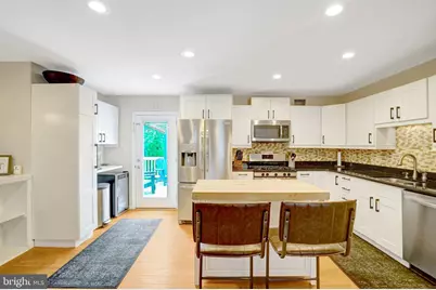 6510 Carriage Drive, Alexandria, VA 22310 - Photo 9