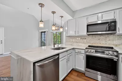 6009 Mersey Oaks Way #E, Alexandria, VA 22315 - Photo 13