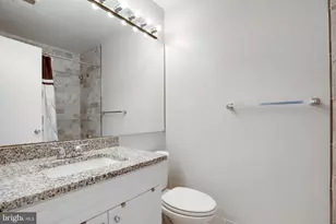 8657 Dellway Ln, Vienna, VA 22180 - Photo 25