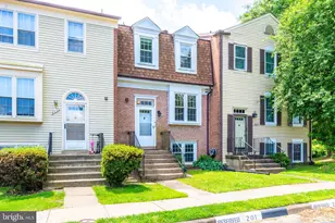 8657 Dellway Ln, Vienna, VA 22180 - Photo 43