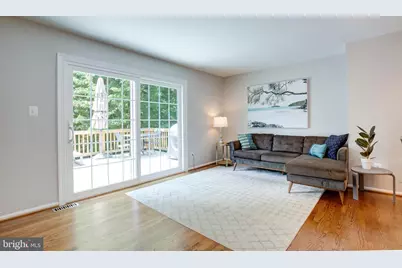 8657 Dellway Lane, Vienna, VA 22180 - Photo 15