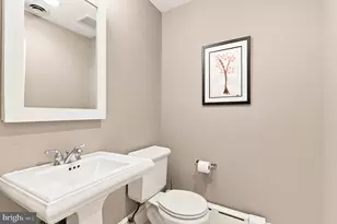 1210 Corbin Ct, McLean, VA 22101 - Photo 49