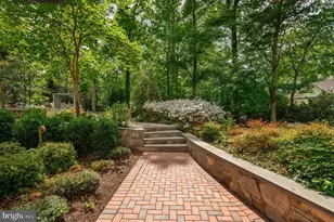 1210 Corbin Ct, McLean, VA 22101 - Photo 9