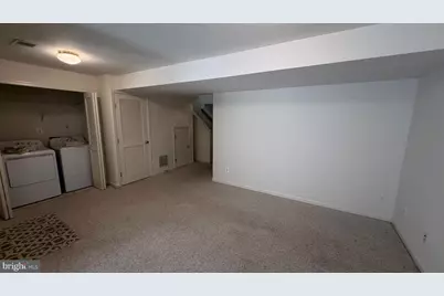 13643 Saint Johns Wood Place, Herndon, VA 20171 - Photo 9
