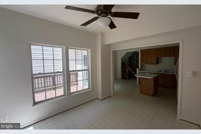 13643 Saint Johns Wood Place, Herndon, VA 20171 - Photo 15