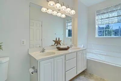 4151 Castlecary Lane #301, Fairfax, VA 22030 - Photo 33