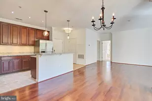 4151 Castlecary Ln, Fairfax, VA 22030 - Photo 11