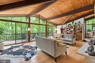 10815 Cross School Rd, Reston, VA 20191 - Photo 3