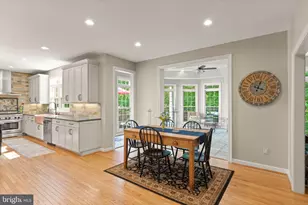 10082 Roseland Ridge Rd, Fairfax Station, VA 22039 - Photo 19