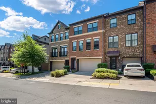 9257 Wood Violet Ct, Fairfax, VA 22031 - Photo 11