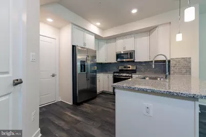 2328 Water Promenade Avenue, Herndon, VA 20171 - Photo 23