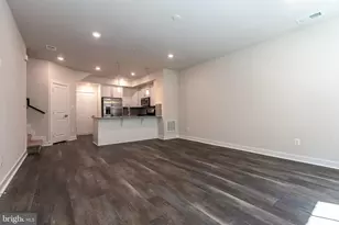 2328 Water Promenade Ave, Herndon, VA 20171 - Photo 15