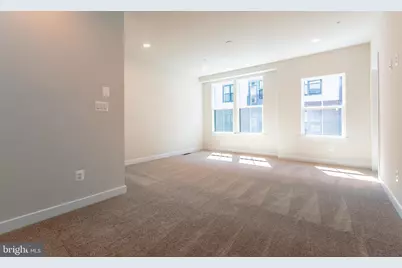 2328 Water Promenade Avenue, Herndon, VA 20171 - Photo 37
