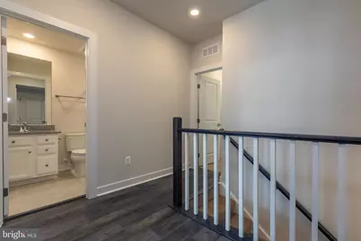2328 Water Promenade Avenue, Herndon, VA 20171 - Photo 33