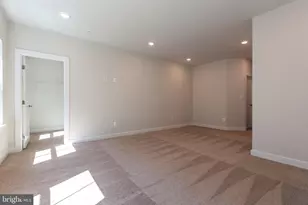 2328 Water Promenade Ave, Herndon, VA 20171 - Photo 39