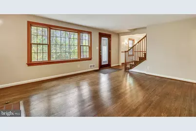 2325 Highland Avenue, Falls Church, VA 22046 - Photo 3