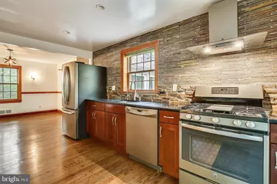 2325 Highland Avenue, Falls Church, VA 22046 - Photo 9