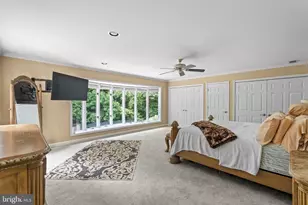 8604 Beaver Pond Ln, Fairfax Station, VA 22039 - Photo 17