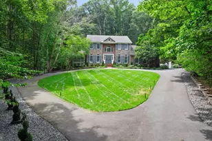 8604 Beaver Pond Ln, Fairfax Station, VA 22039 - Photo 1