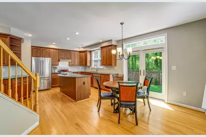 6758 Edge Cliff Drive, Alexandria, VA 22315 - Photo 15