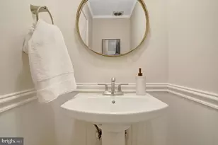 8407 Briar Creek Dr, Annandale, VA 22003 - Photo 25