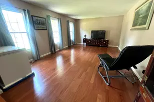 2584 John Milton Dr, Herndon, VA 20171 - Photo 5