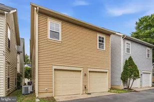 9123 Stonegarden Dr, Lorton, VA 22079 - Photo 45
