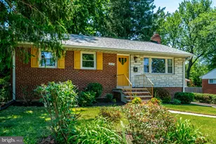 3219 Norfolk Ln, Falls Church, VA 22042 - Photo 3