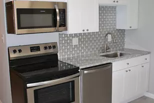 9707 Kings Crown Ct, Fairfax, VA 22031 - Photo 7