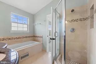 6804 Signature Cir, Alexandria, VA 22310 - Photo 17